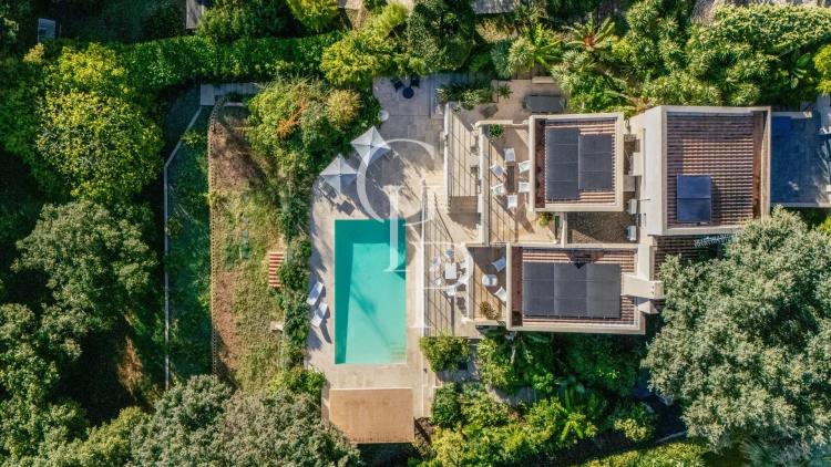 Antibes — Villa d’architecte avec aperçu mer & jardin