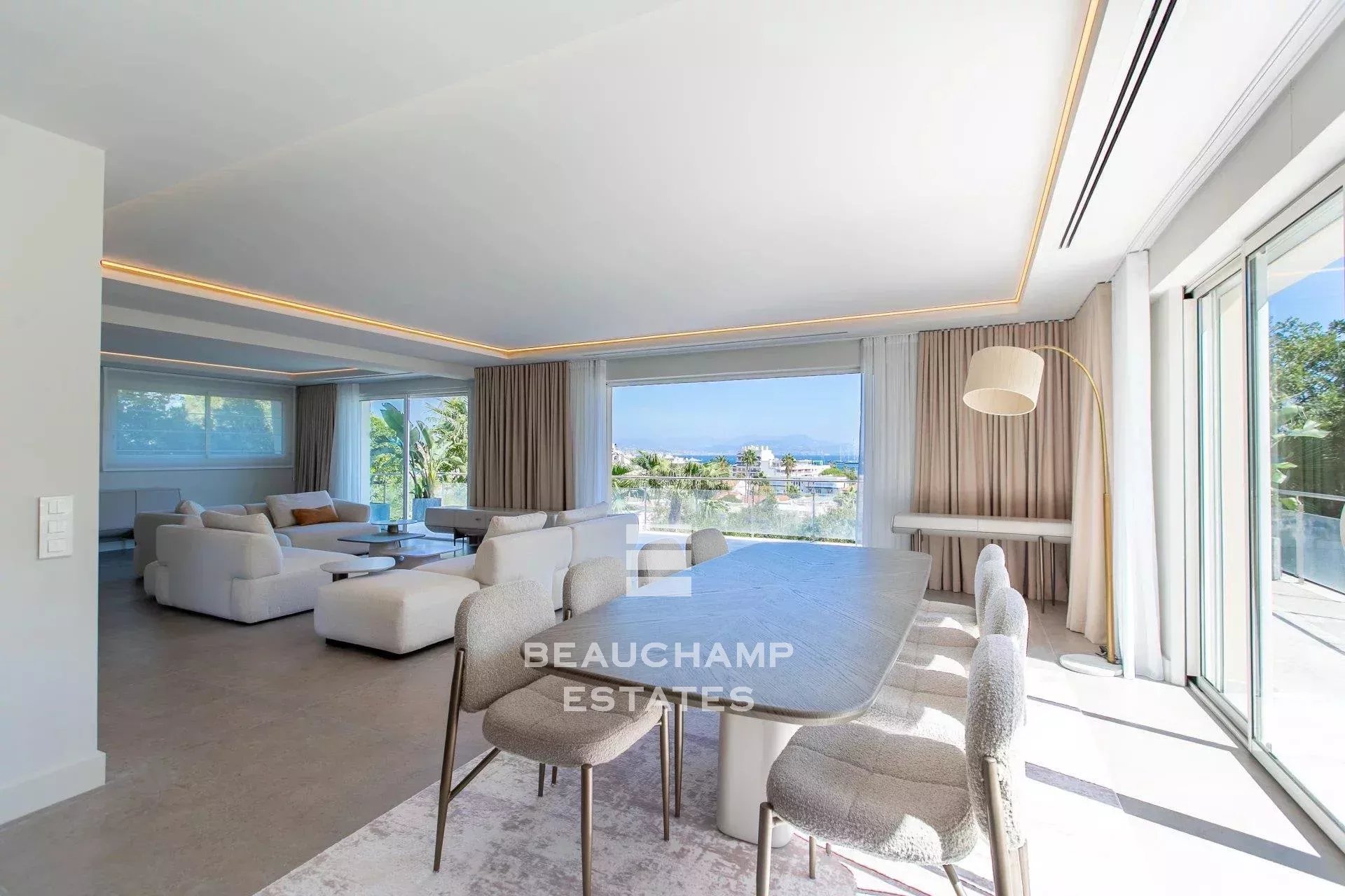 Villa moderne - 6 chambres - vue mer panoramique - cap d'antibes